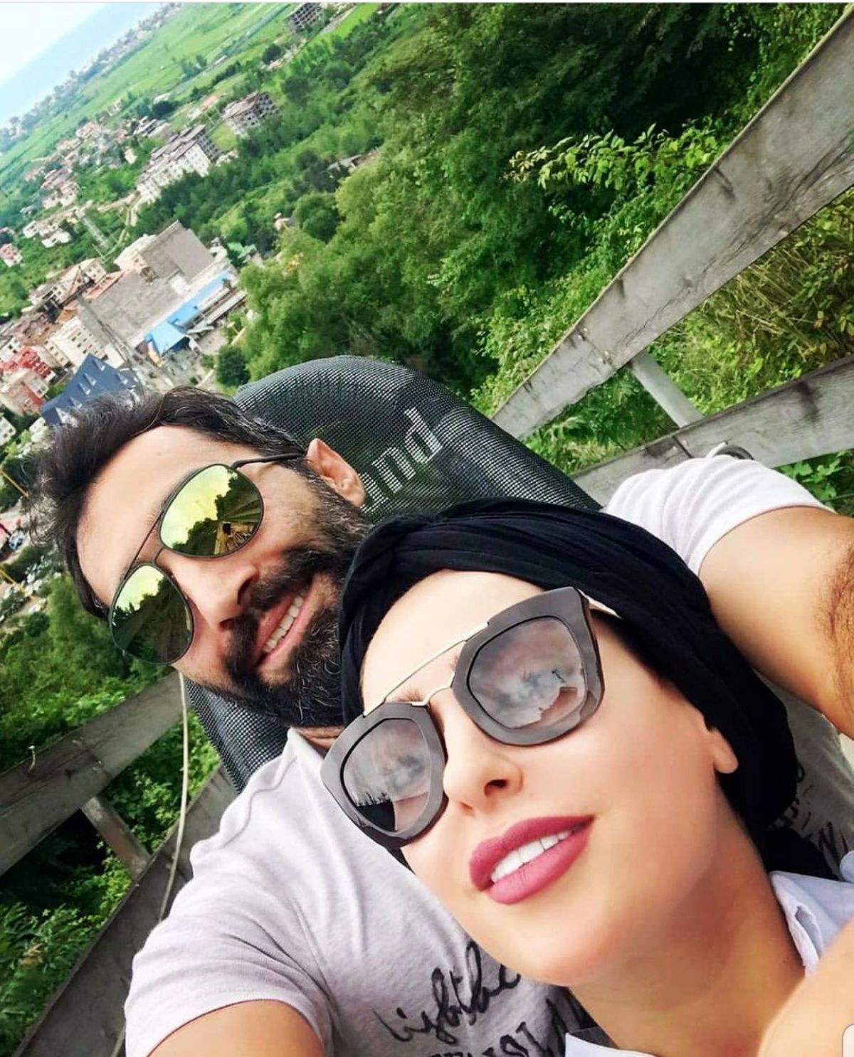 سورتمه سواری سمانه پاکدل و همسرش+عکس