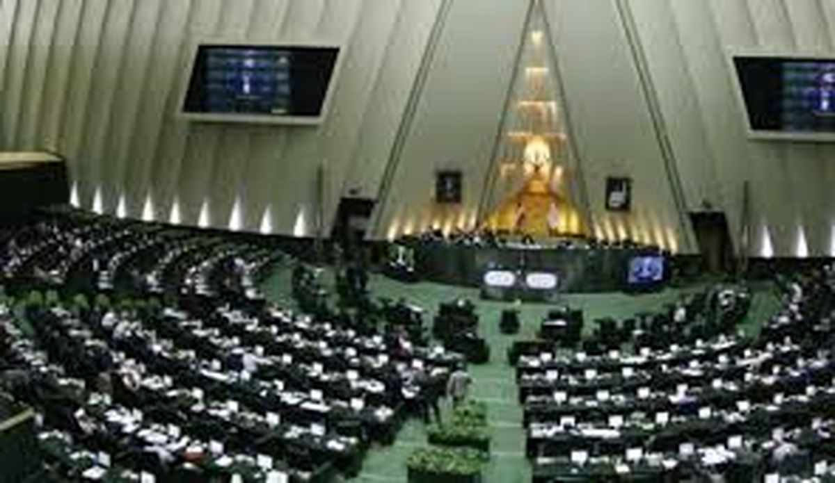 عدم مراجعه نماینده خاطی مجلس به دادگاه بعد از ۴ بار احضار