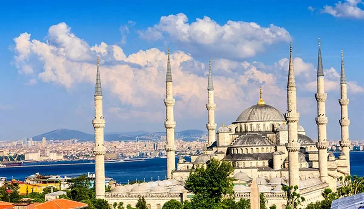 اتفاقی عجیب در یونان+فیلم