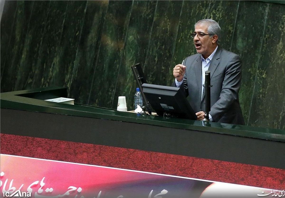 برخی حواشی جلسه امروز مجلس + تصاویر