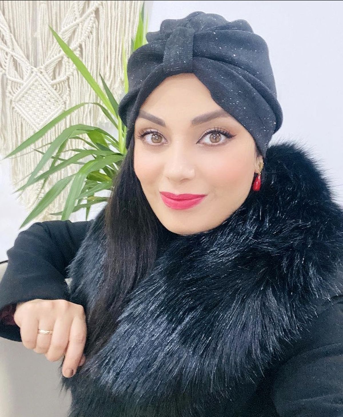 پوشش صبا راد پس از بازگشتش به ایران + عکس