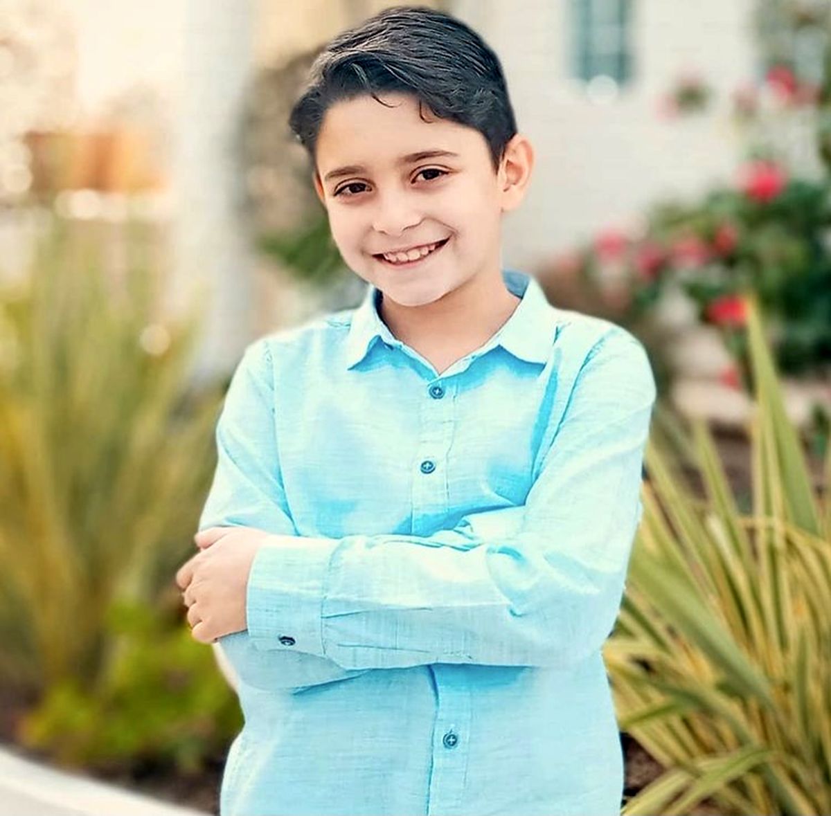 شباهت پسر بابک جهانبخش به خودش + عکس