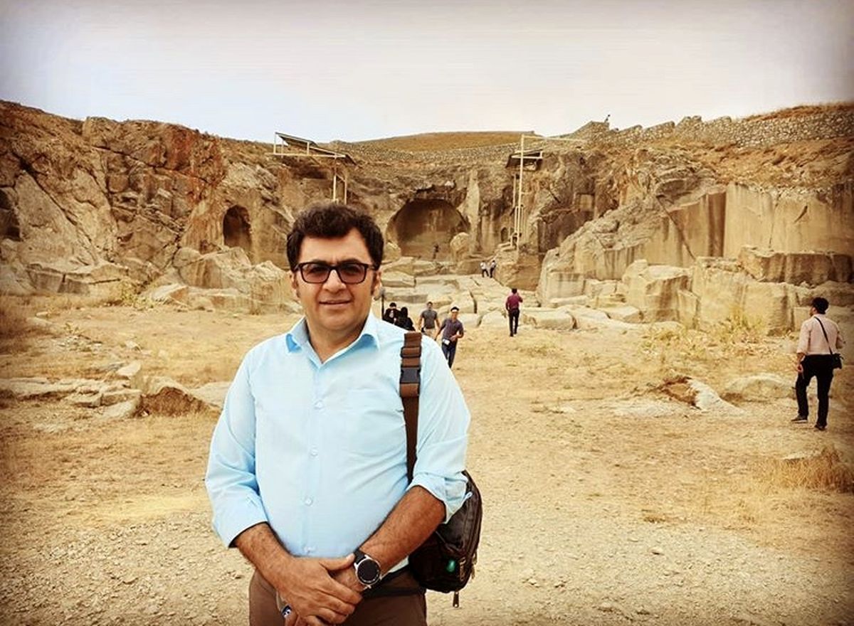 شهرام عبدلی در منطقه ای تاریخی + عکس