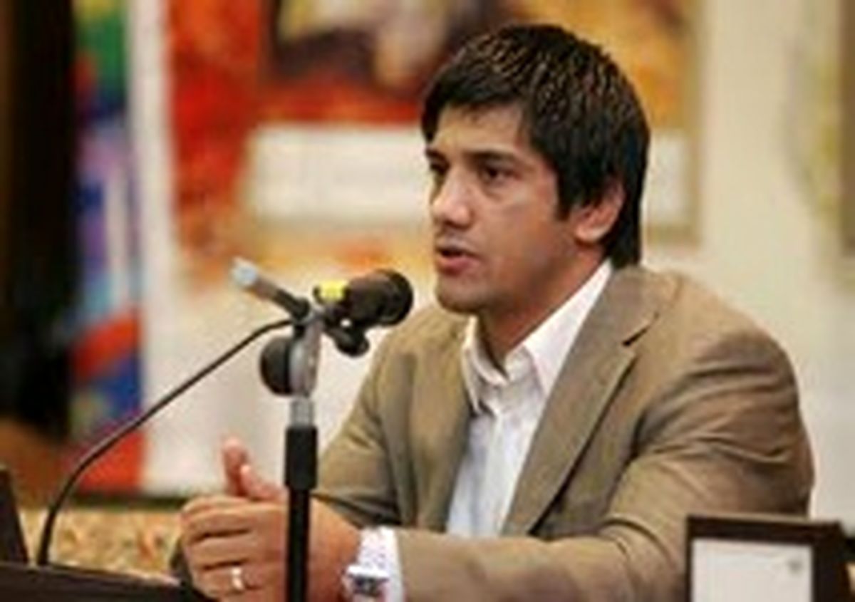 علیرضا دبیر از روزگار نوجوانی و ورزشکار شدنش می‌گوید