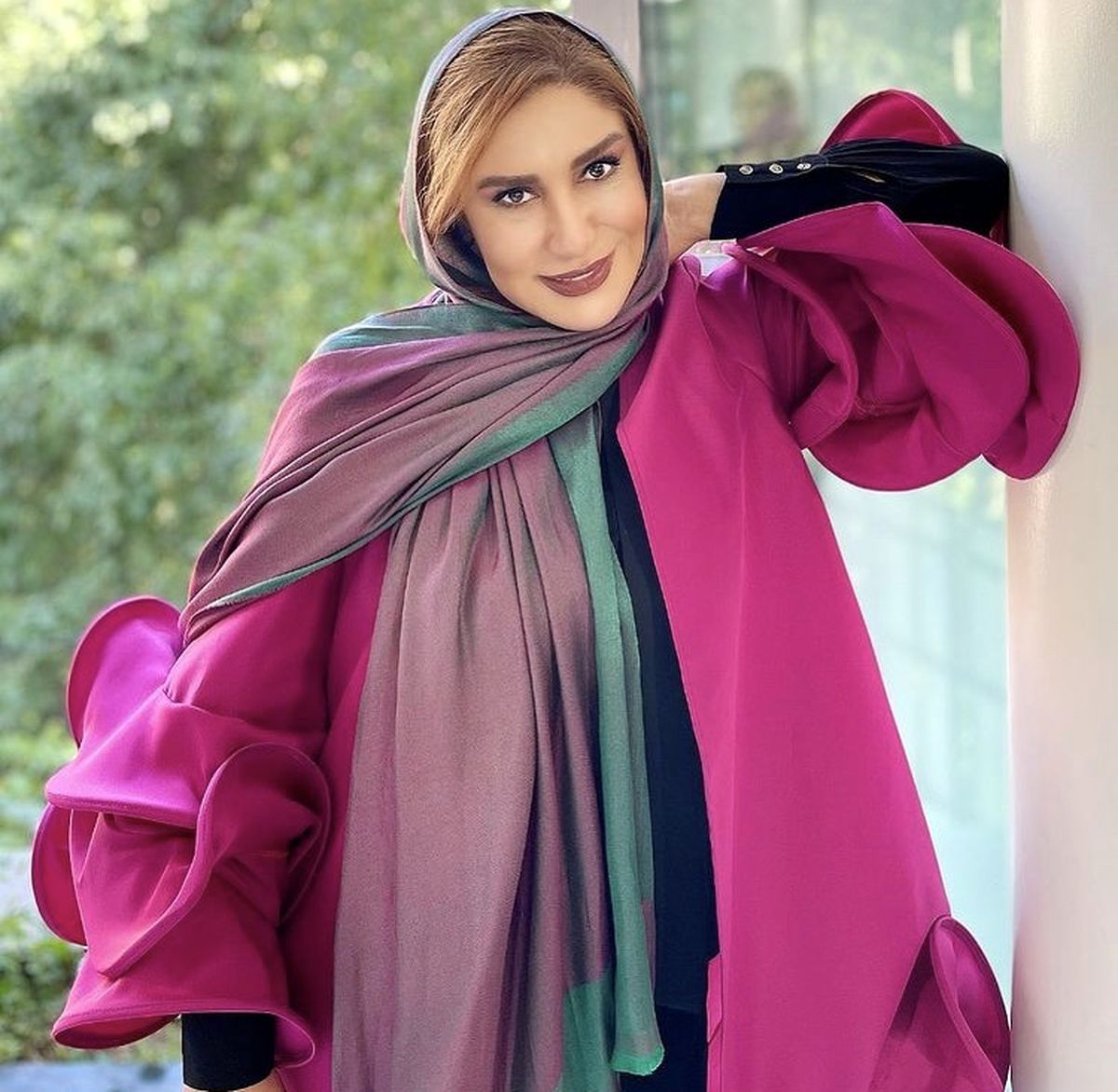 تیپ رنگی نسیم ادبی + عکس