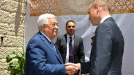     

نوه ملکه انگلیس با محمود عباس دیدار کرد