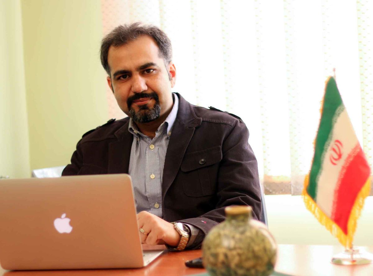 توییتر::  معاون وزیر رتباطات: اینترنت تحریم میشود؟!