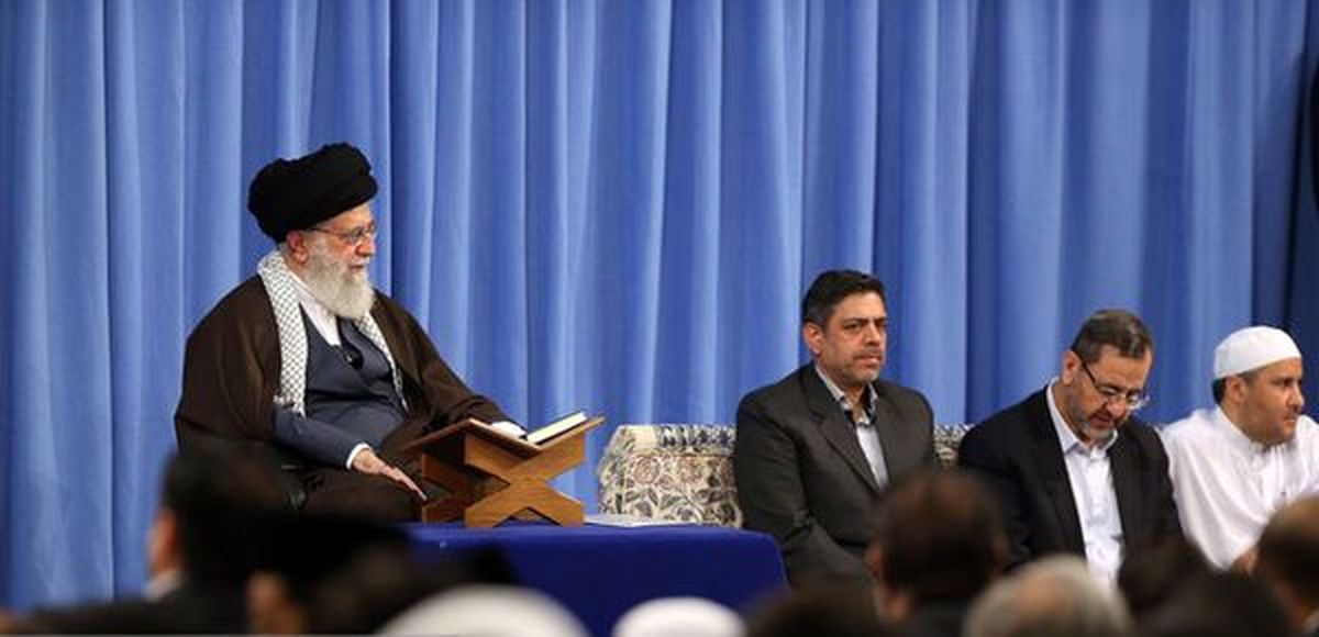 رهبر معظم انقلاب: مسلمانان در زندگی فردی و اجتماعی و سیاسی، دچار سقوط و انحراف و ذلت نشوند