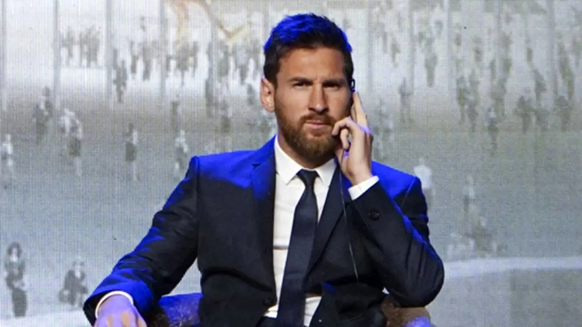 مسی و خریداری یک هتل در شهر بارسلونا/عکس