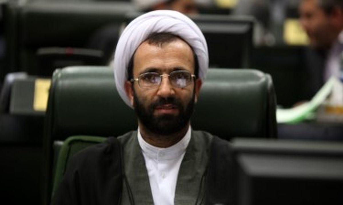 سلیمی: قراردادهای نفتی باید به تصویب مجلس برسد