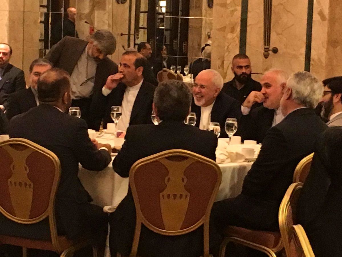 خنده های ظریف در لبنان + عکس