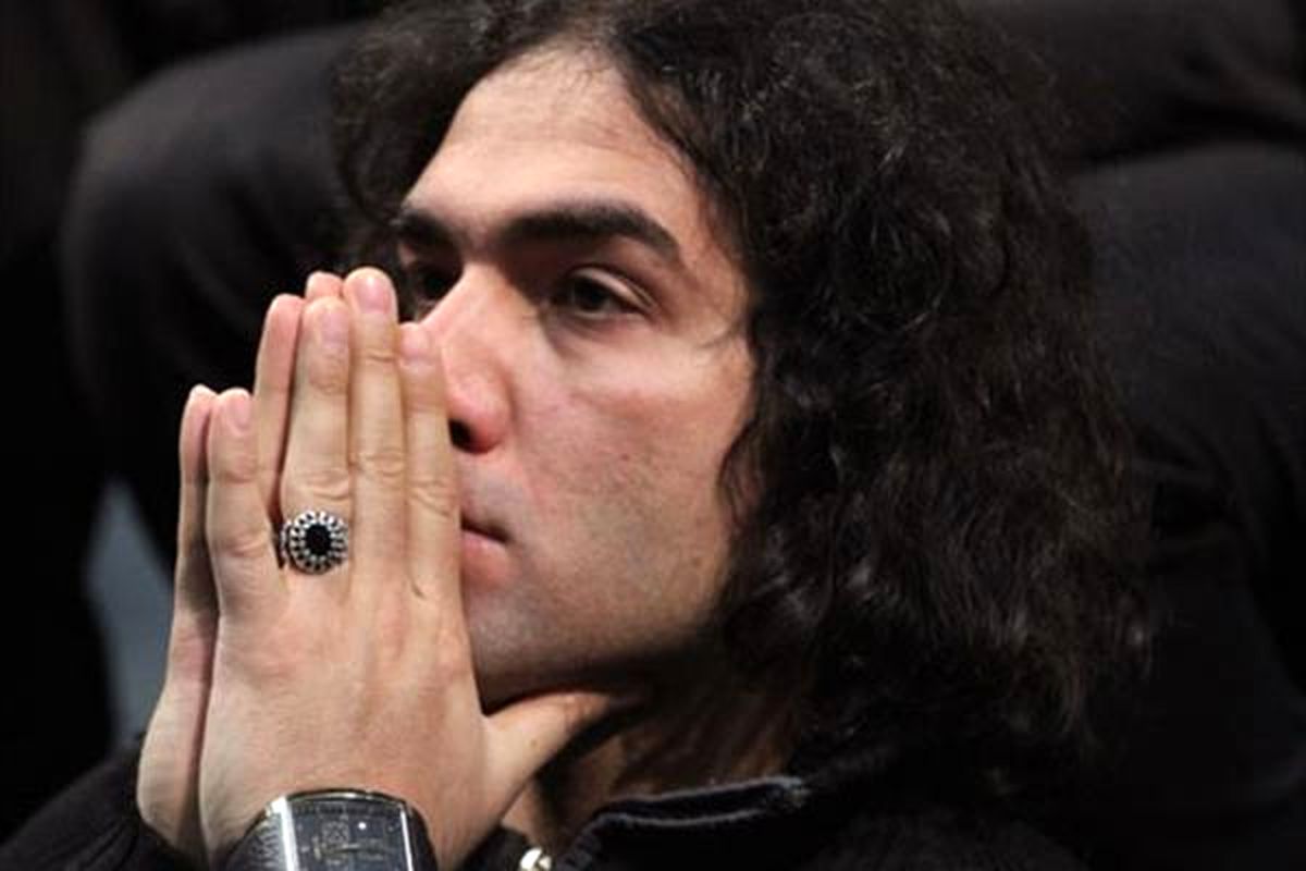 خواننده مشهور عزادار شد!