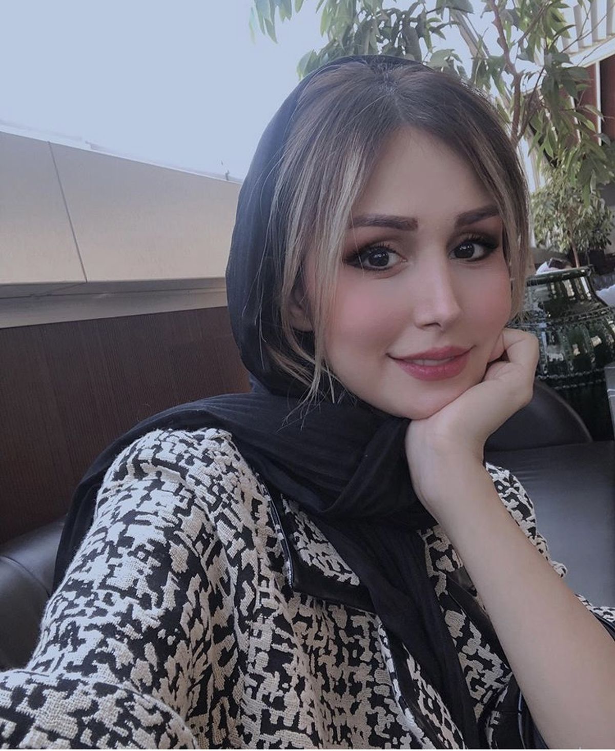سلفی جدید همسر شاهرخ استخری + عکس