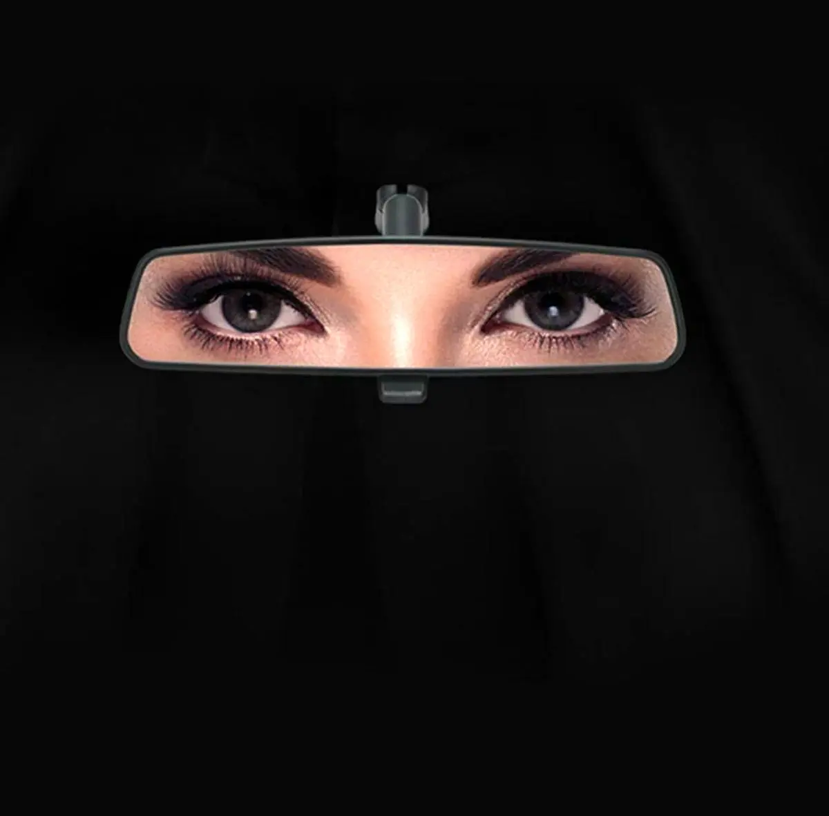 طرح تبلیغاتی شرکت فورد برای بازار عربستان (عکس)