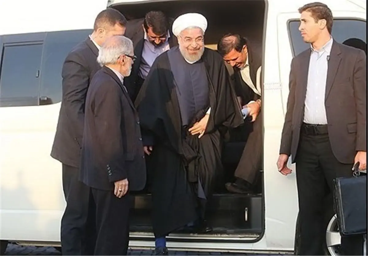 بازدید روحانی از بافت قدیمی و سطح شهر کرمان