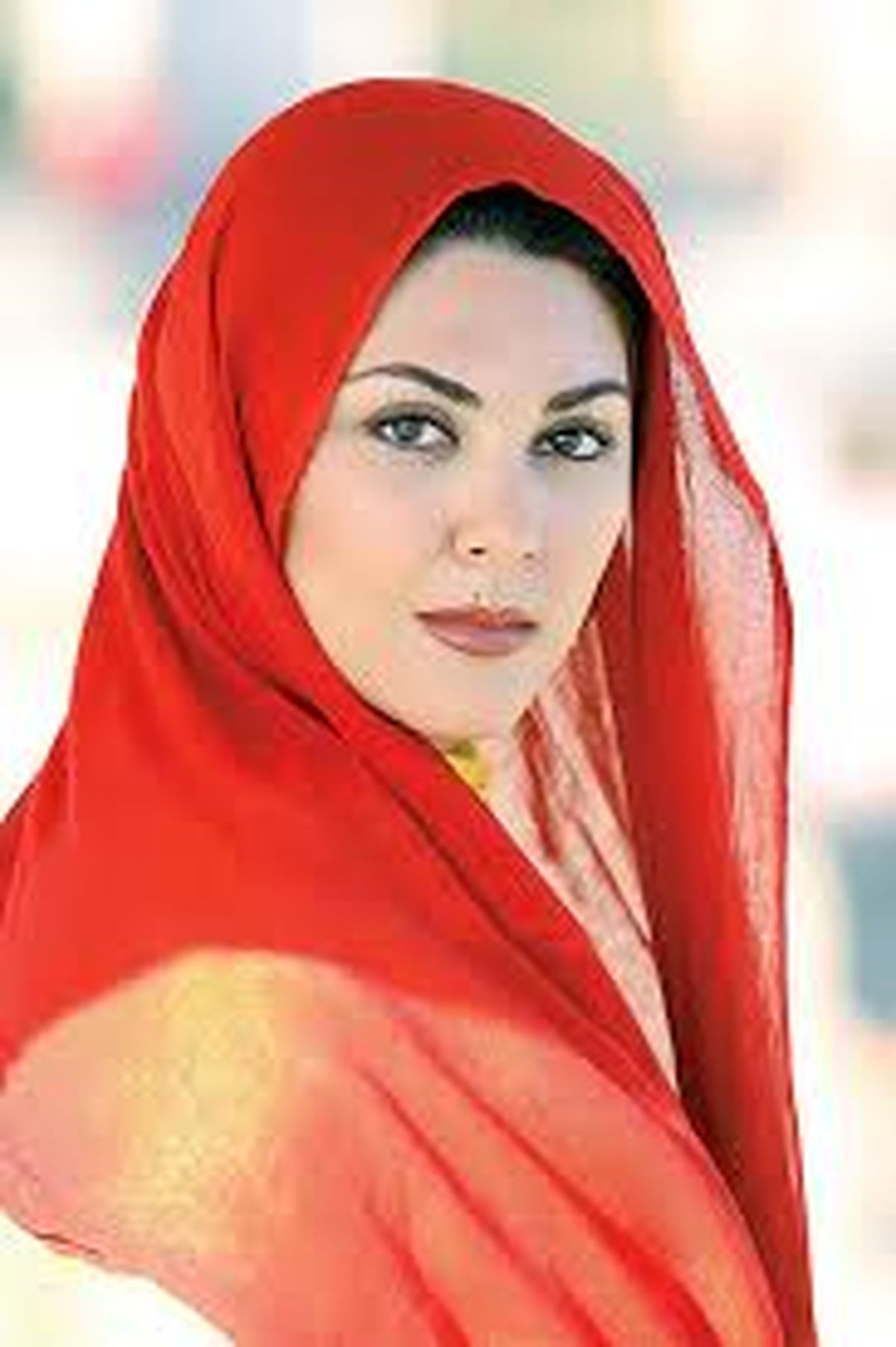لاله اسکندری هم بازی پژمان بازغی در «تیغ و ترمه» شد