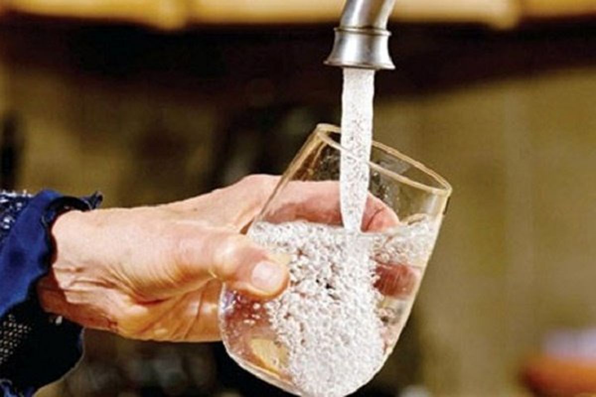 خبر رنگی شدن آب شرب اصفهان صحت ندارد