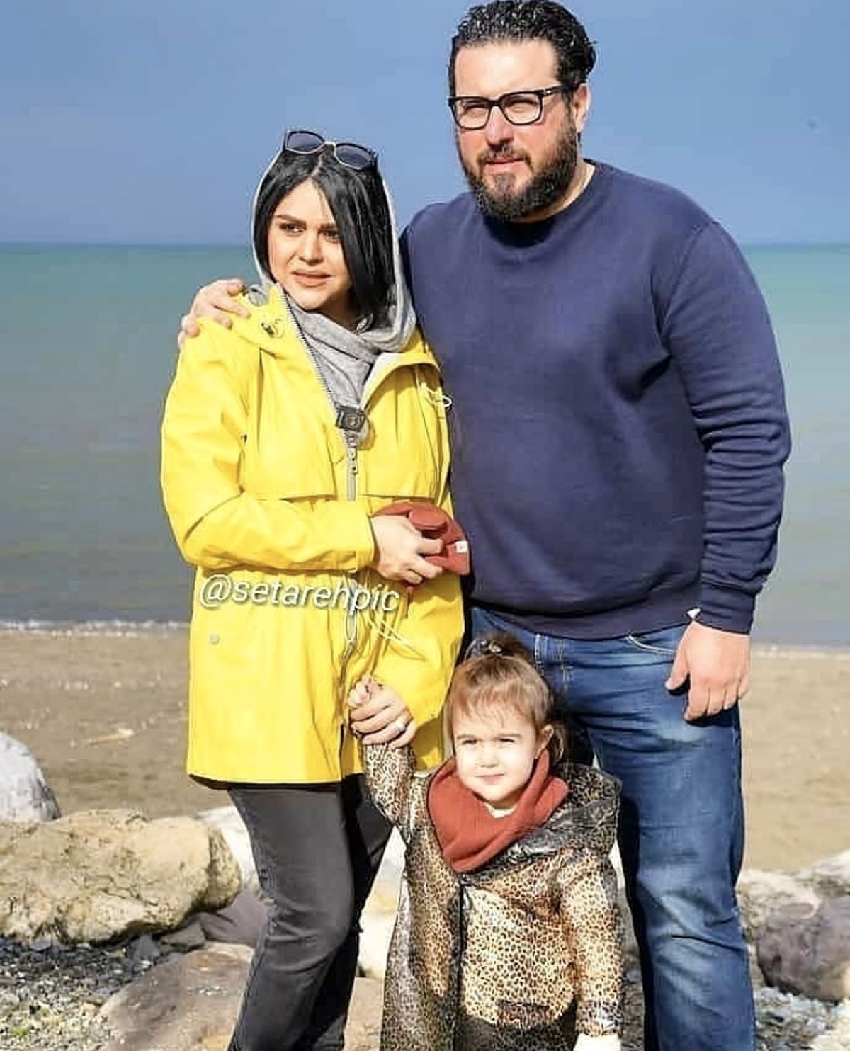 خانواده سه نفره محسن کیایی در شمال + عکس