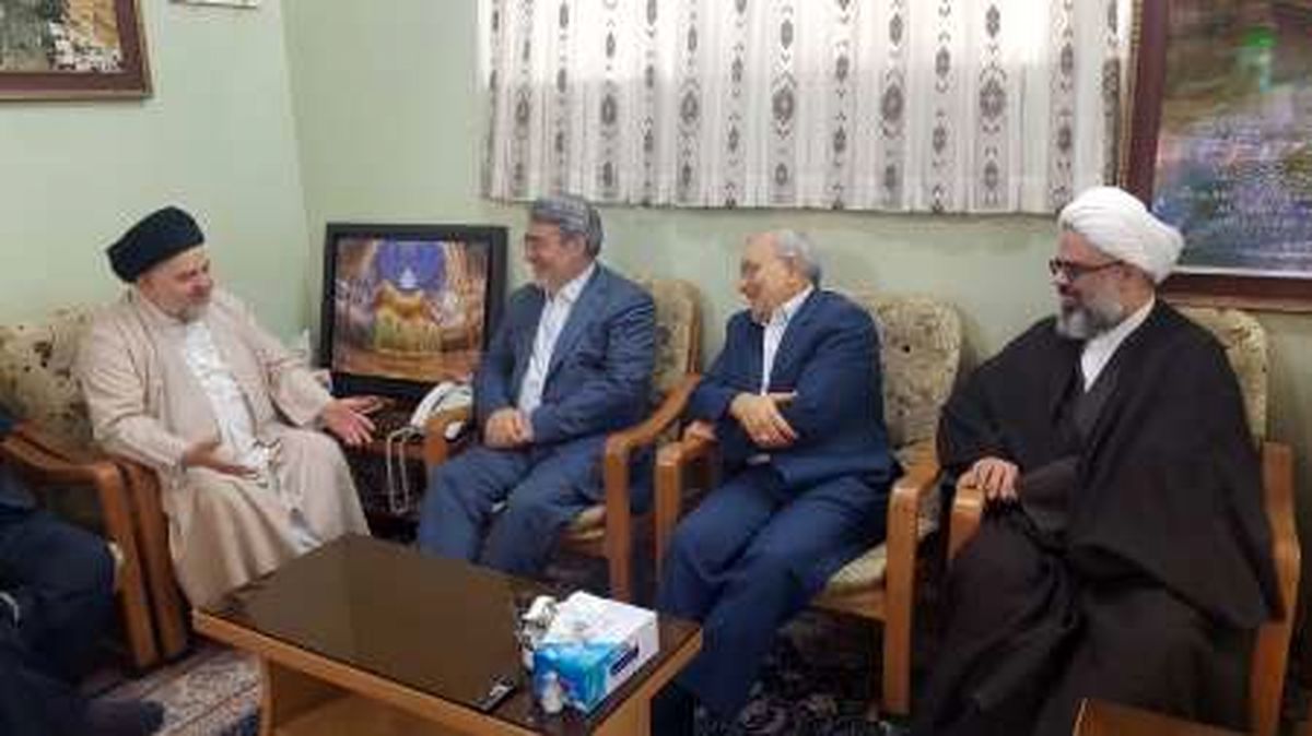وزیر کشور با نماینده آیت الله سیستانی، درقم دیدار کرد