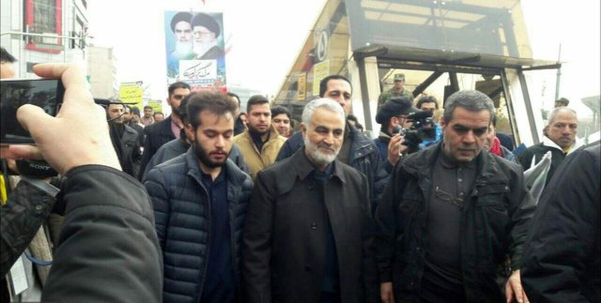  قاسم سلیمانی در راهپیمایی 22 بهمن تهران حضور یافت