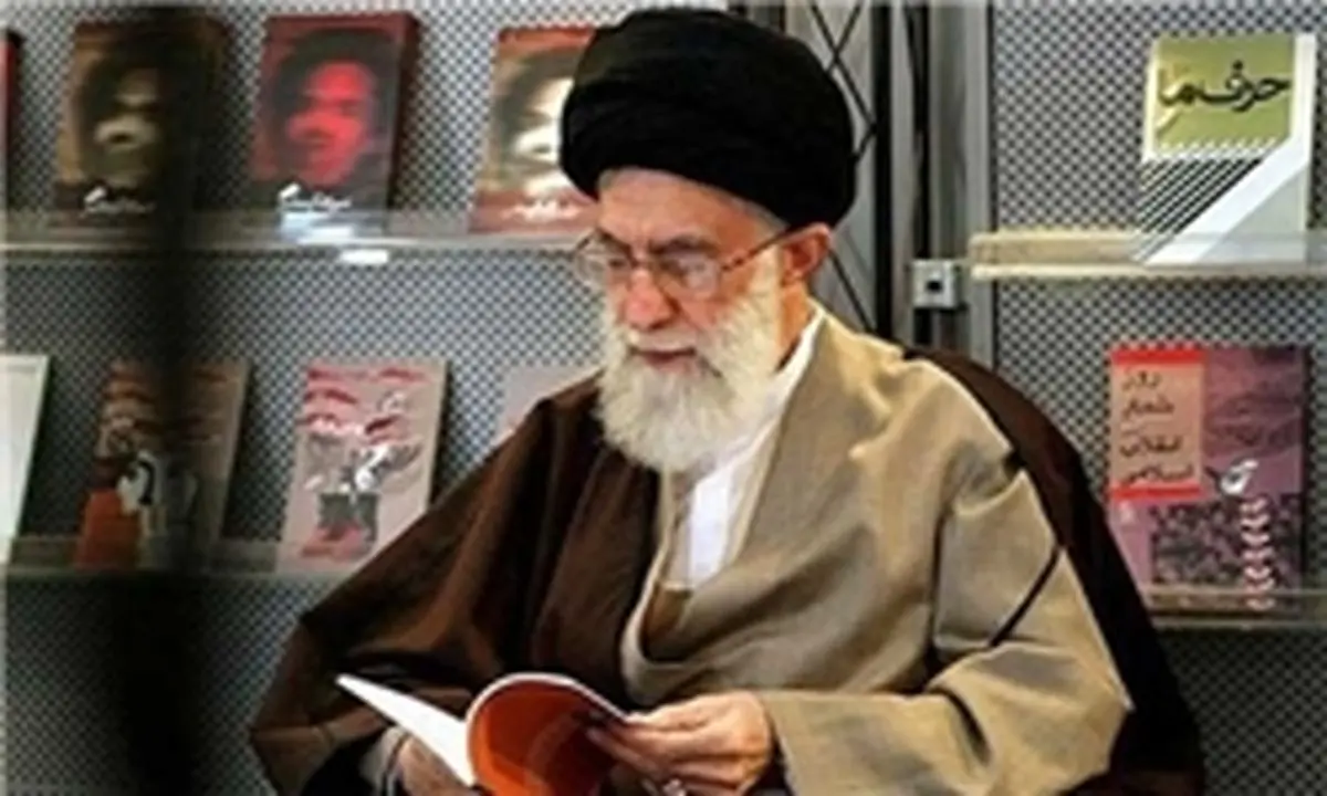 روایت رهبر انقلاب از وزیری که با موتورسیکلت به نماز جمعه میرفت