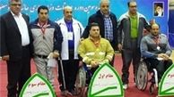 قهرمانی که با لباس آتش نشانی بر سکو رفت