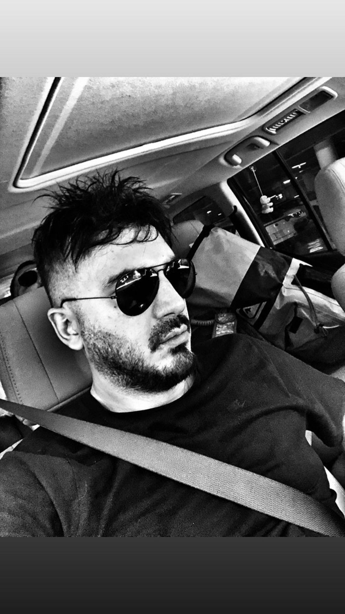 نیم شاهرخ شاهی و ماشین شخصیش + عکس