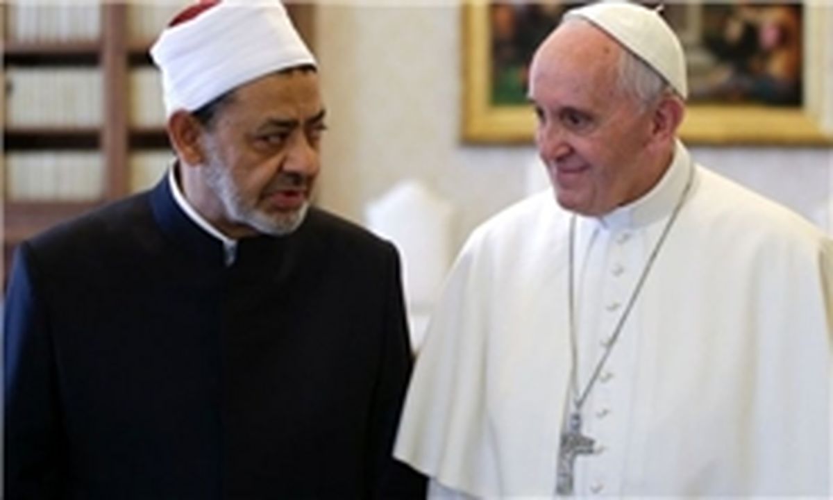 پس از پنج سال قطع روابط؛ پاپ و شیخ الازهر در واتیکان دیدار کردند