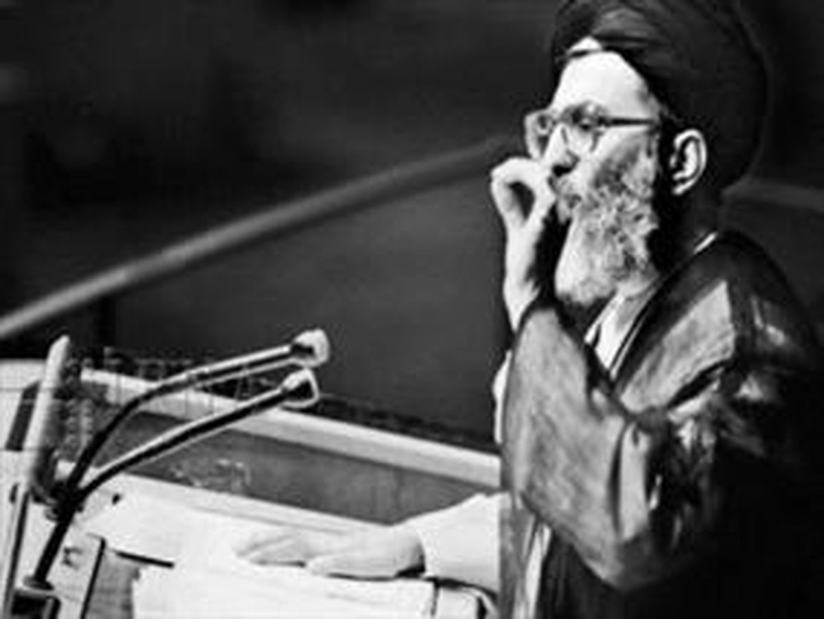  منطق سیاست خارجی انقلاب اسلامی بر اساس دیدگاه‌های رهبر انقلاب