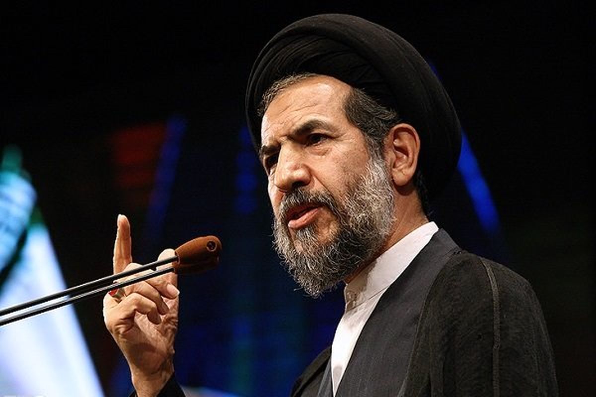 باید سیلی دیگری به گوش استکبار بزنیم