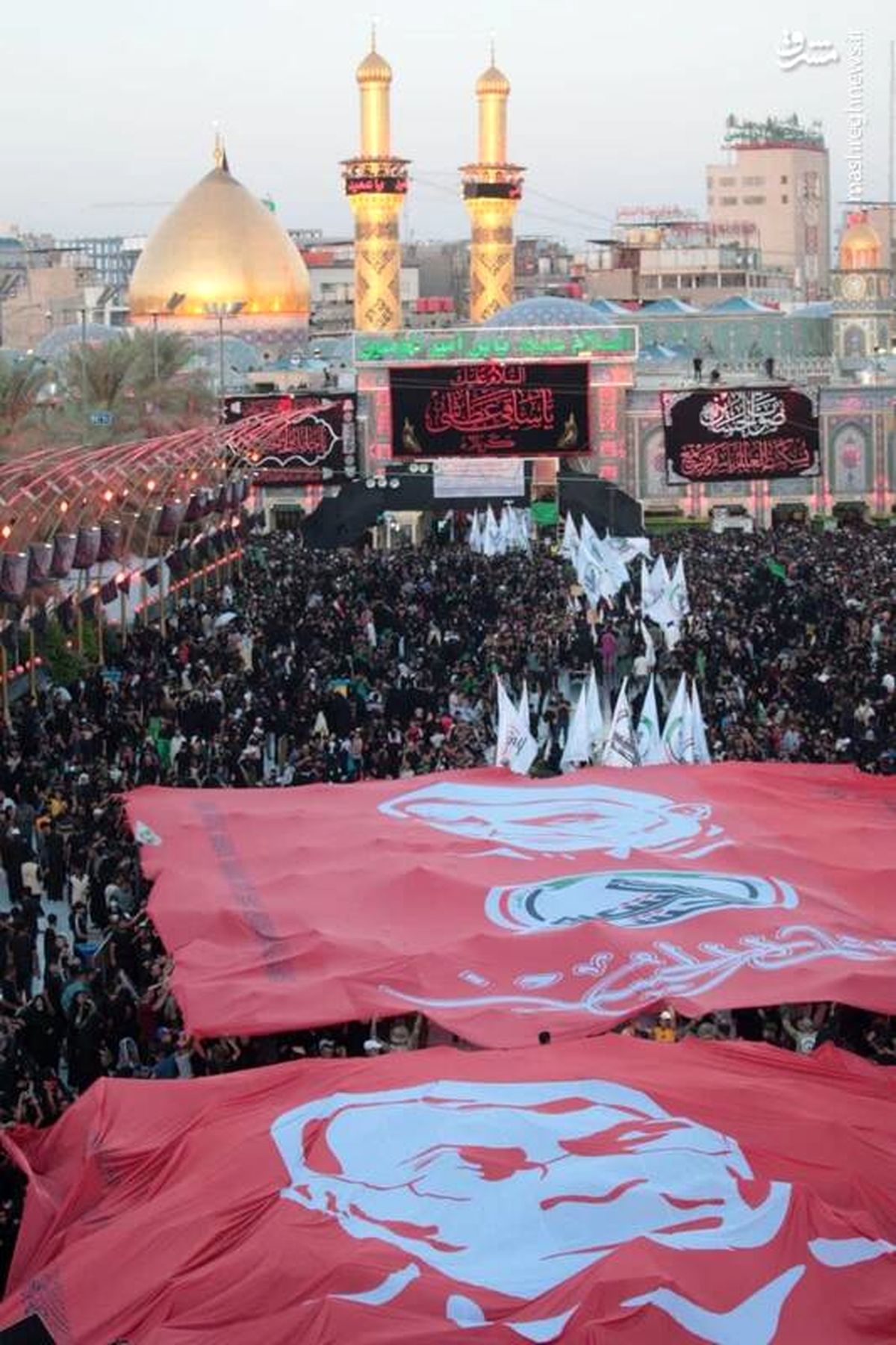 عزاداری دیدنی حشدالشعبی در بین الحرمین + تصاویر
