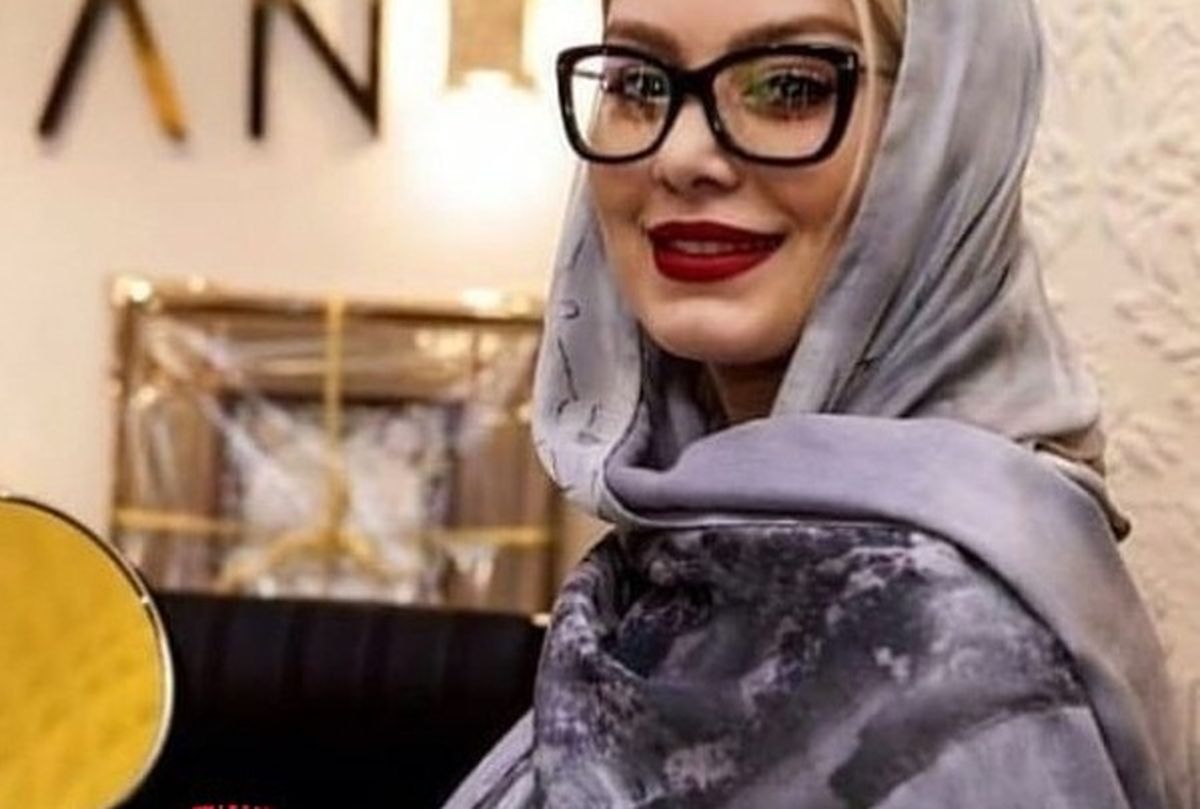 سحر قریشی عینکی شد