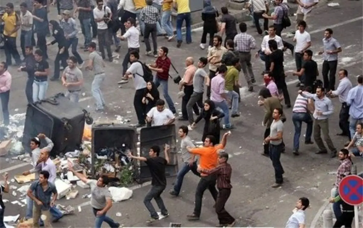 مخالفت با شورای نگهبان چرا و چگونه؟/ چگونه باید به جريان منفعت طلب در ادامه مسیر انقلاب، اعتماد نمود؟