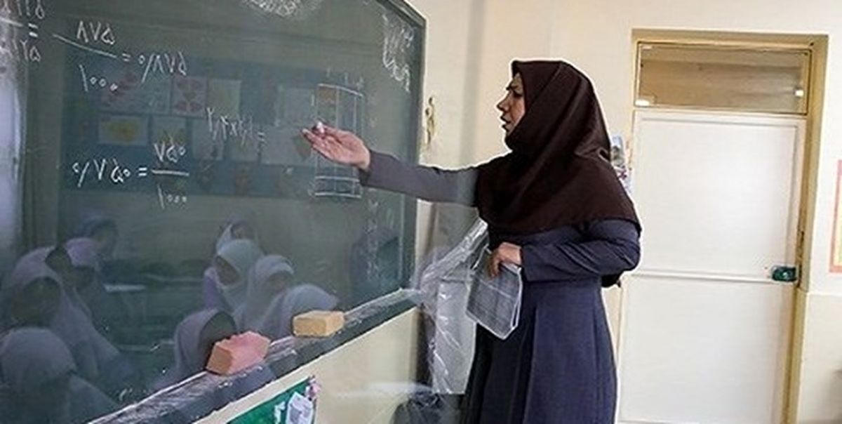 جزئیات بسته بیمه طلایی فرهنگیان به‌زودی اعلام می‌شود / طرح‌های جدید مسکن و سفر معلمان در راه است