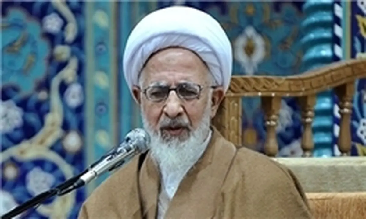 توصیه آیت‌الله جوادی‌آملی به مسئولان درباره حقوق‌های نجومی