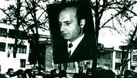 گفتني هايي درباره شريعتي که جرأت مي خواهد / داستانک‌هايي از زندگي مردي از دل کوير مزينان