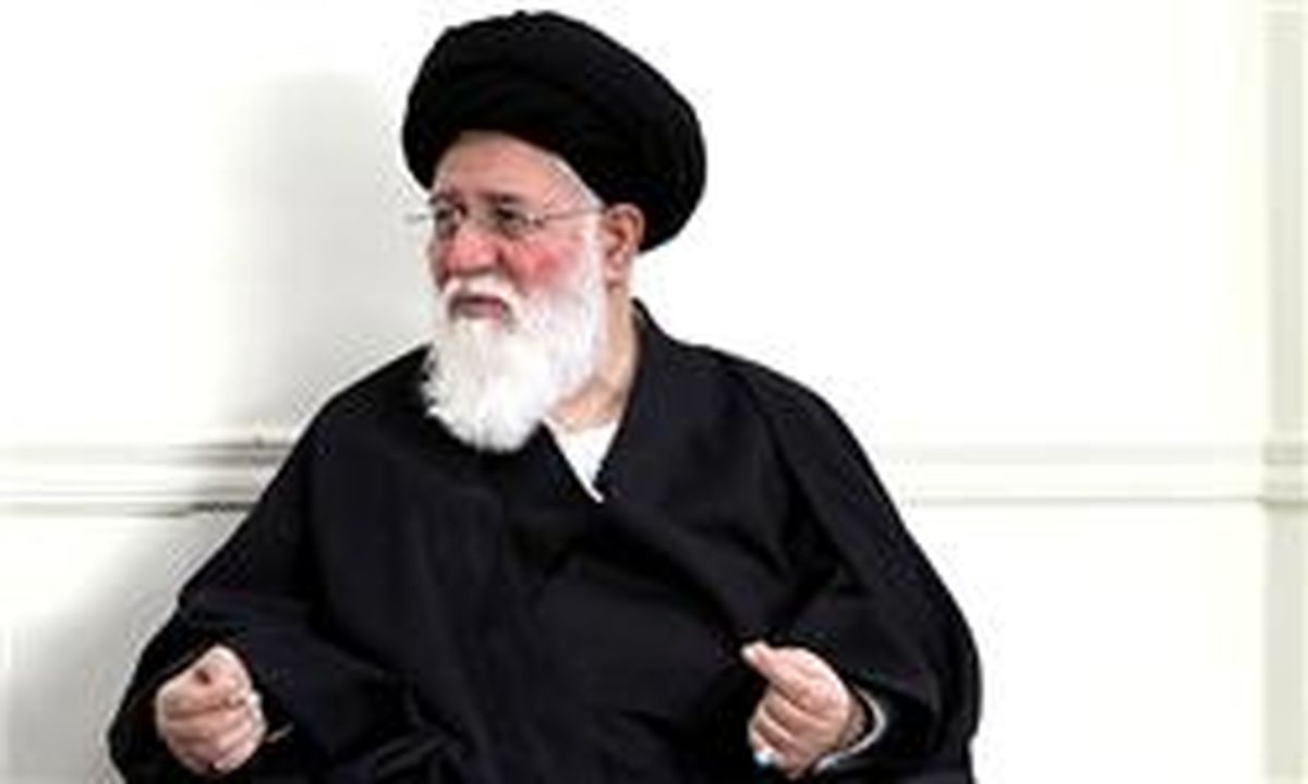 هاشمی‌ موضعی اتخاذ کرده که تا دیروز با آن مقابله می‌کرد