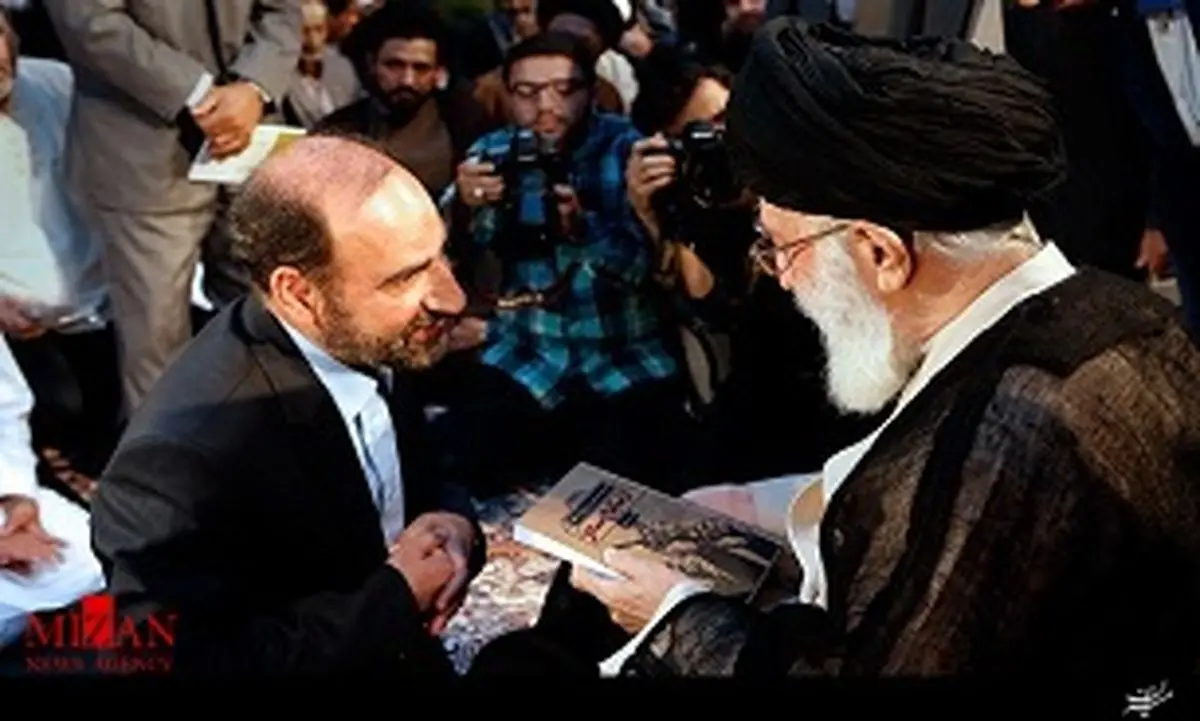 خاطره سنگری از دیدار شاعران با رهبر معظم انقلاب 