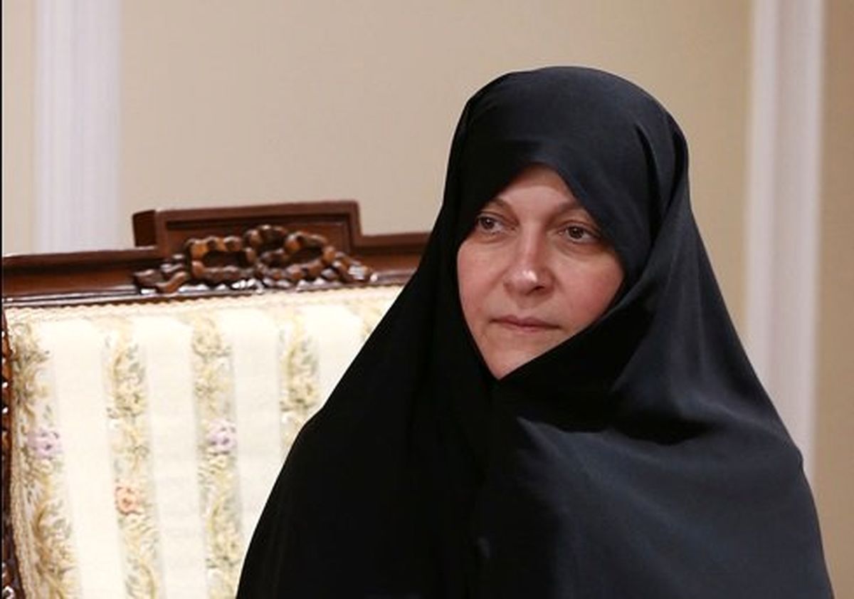 رهبر:فعالیت این روزهای دولت رنگ و بوی انتخاباتی دارد