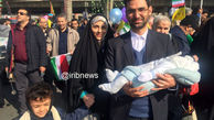 وزیر ارتباطات همراه با خانواده در مراسم 22 بهمن
