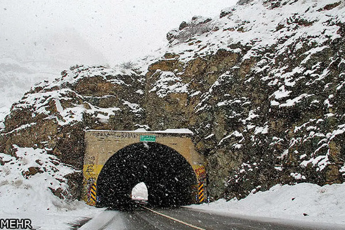جاده های چالوس و هزار به سمت تهران یک طرفه شدند 
