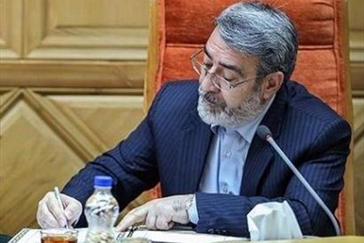 تذکر به وزیر کشور/ ای کاش بر روی آرای کثیف هم دقت می‌کردید