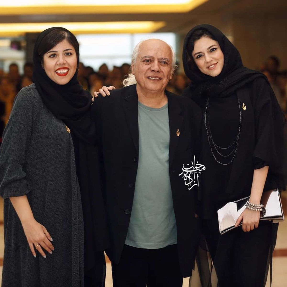 عکس سیروس الوند و دخترانش