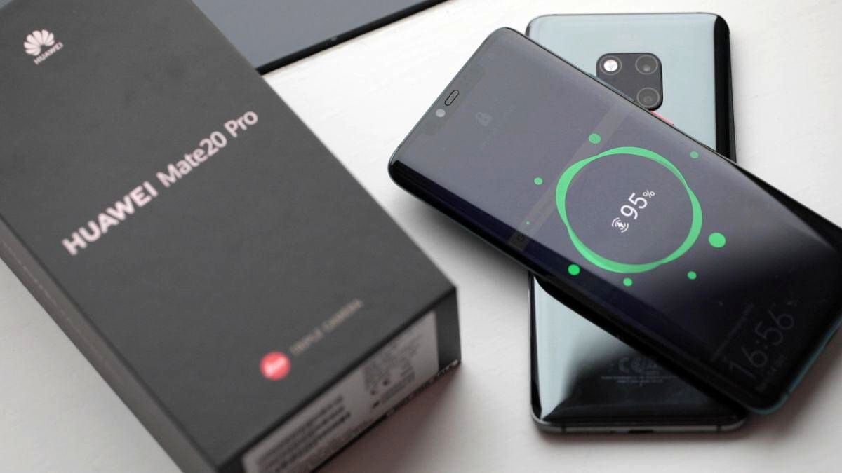 Huawei Mate 20 Pro با شارژ بی‌سیم معکوسش، دوران جدیدی را آغاز می‌کند

