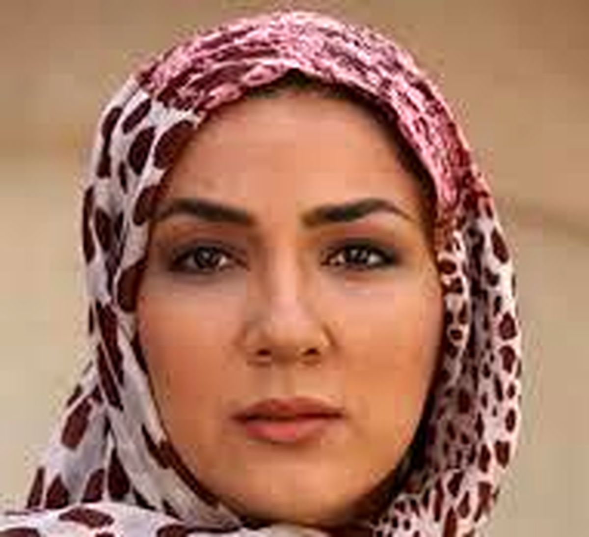 عکس جدید سارا صوفیانی و همسرش امیرحسین شریفی
