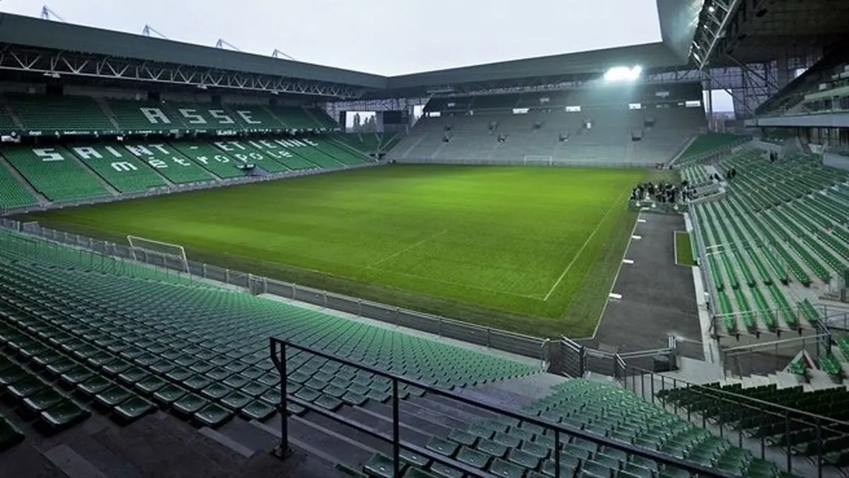 آژیر خطر اشتباه موجب تخلیه کل ورزشگاه شد!