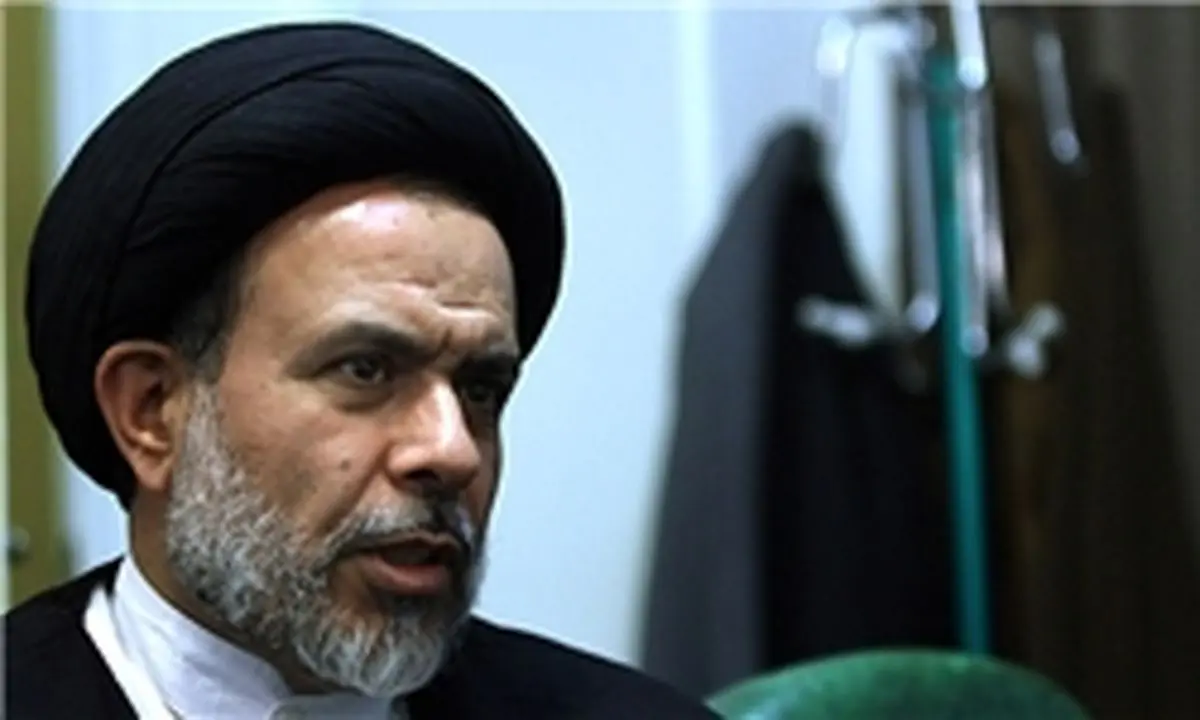 برای حمایت از احمدی‌نژاد عذرخواهی می‌کنم