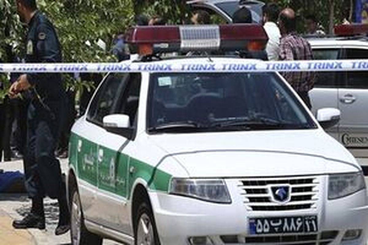 پلیس به یک خودرو در اهواز تیراندازی کرد + همدردی پلیس با خانواده متوفی