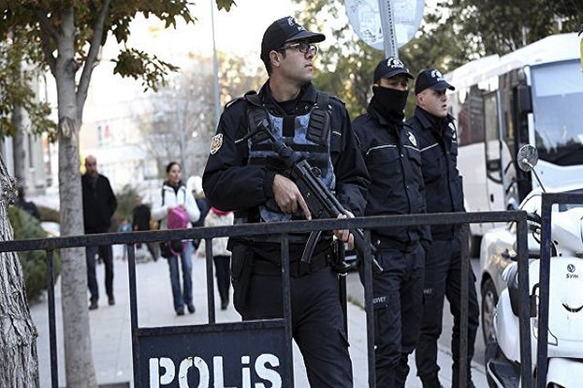 پلیس ترکیه ویلای یکی از نزدیکان «بن سلمان» را تفتیش می کند