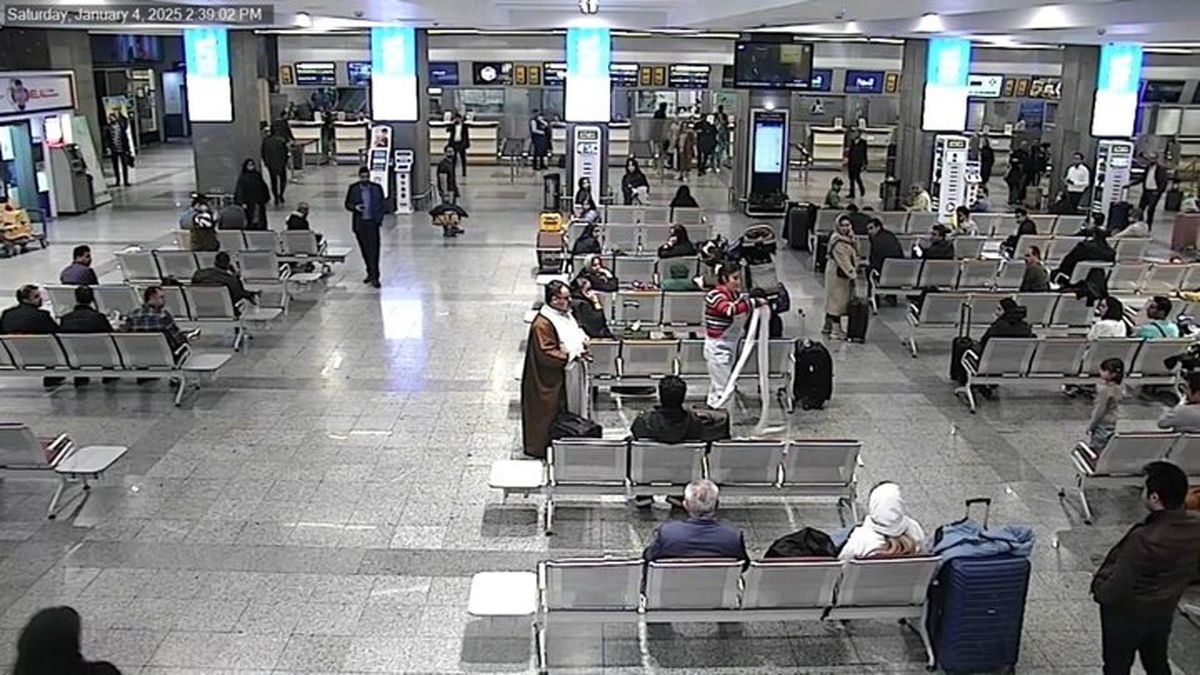 ماجرای تنش خانم جوان در فرودگاه مهرآباد چه بود ؟